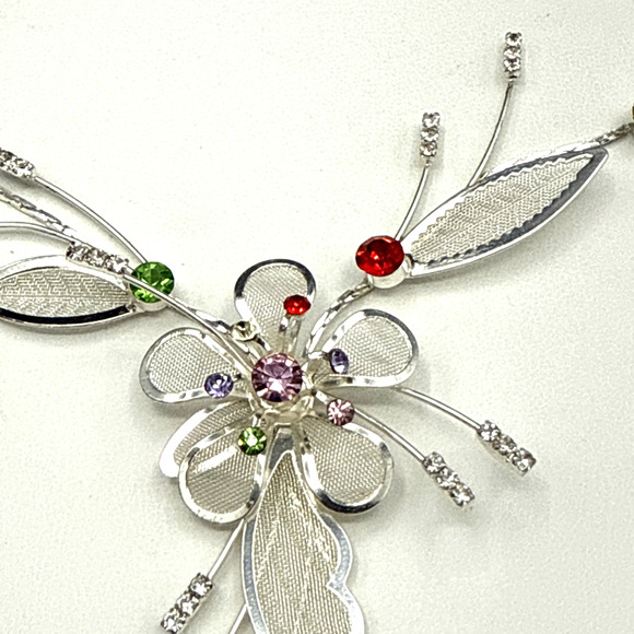 Floral Necklace 18in Multicolor Crystal Flower Silver Tone Mesh Leaves Fairycore - Picture 3 of 10